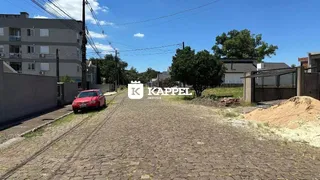 Vista externa de uma rua e terreno em Lajeado, Brasil.