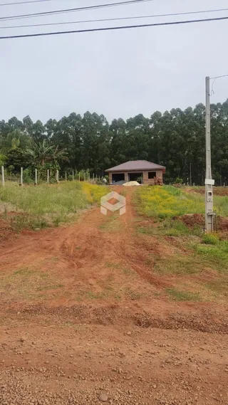 Casa com 2 dormitórios, foto 1