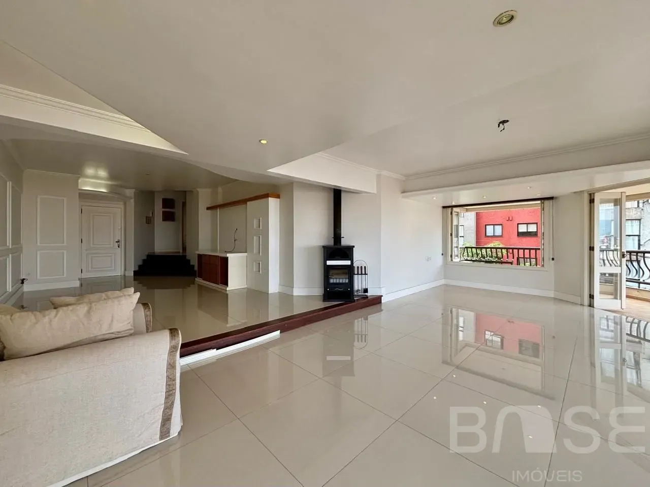 Apartamento com 3 dormitórios, foto 1