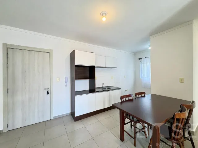 Apartamento com 2 dormitórios, foto 3