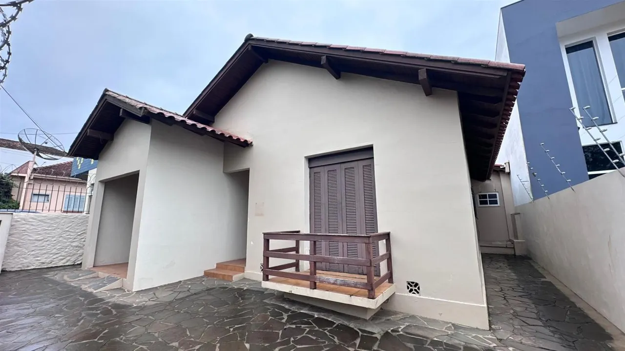 Casa com 3 dormitórios, foto 1