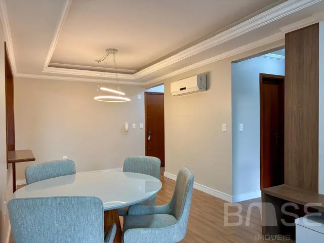 Apartamento com 2 dormitórios