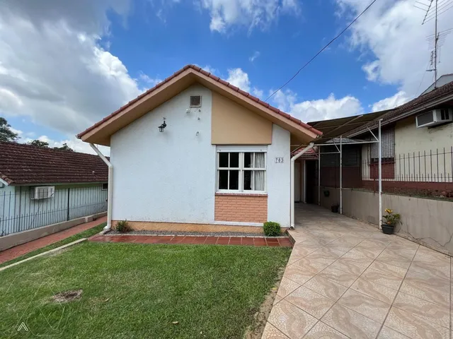 Casa com 3 dormitórios