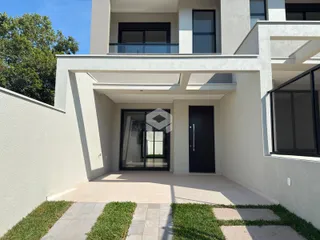 Fachada moderna de uma residência em Lajeado, Brasil.