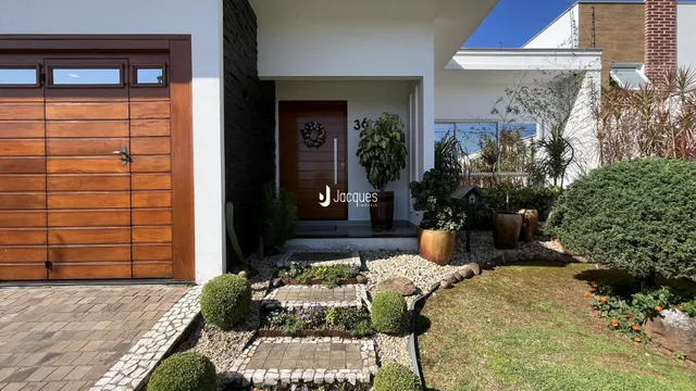 Casa com 3 dormitórios, foto 2