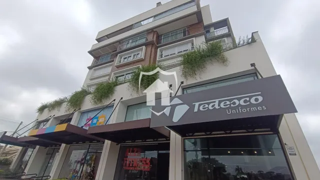 Fachada de um prédio comercial em Lajeado, Brasil.