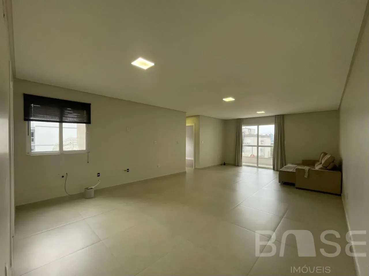Apartamento com 2 dormitórios, foto 1