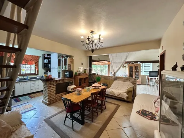 Casa com 3 dormitórios, foto 2
