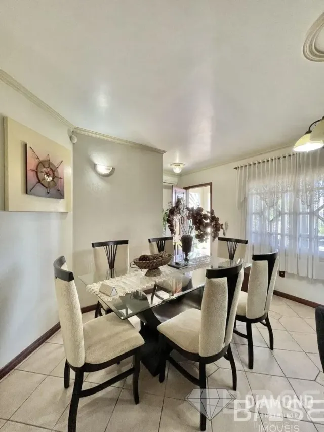 Casa com 4 dormitórios, foto 5
