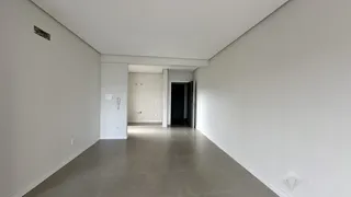 Apartamento com 2 dormitórios, foto 3