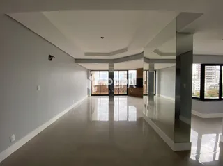 Apartamento com 3 dormitórios, foto 4