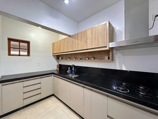 Casa com 4 dormitórios, foto 4