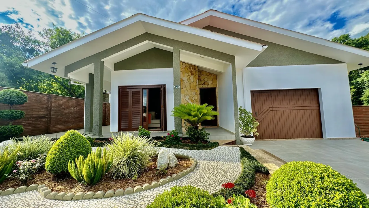 Casa com 3 dormitórios, foto 1