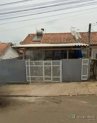 Casa com 2 dormitórios, foto 1