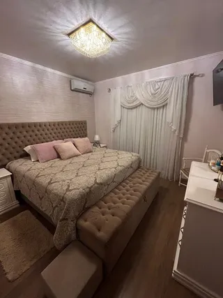 Casa com 4 dormitórios, foto 4