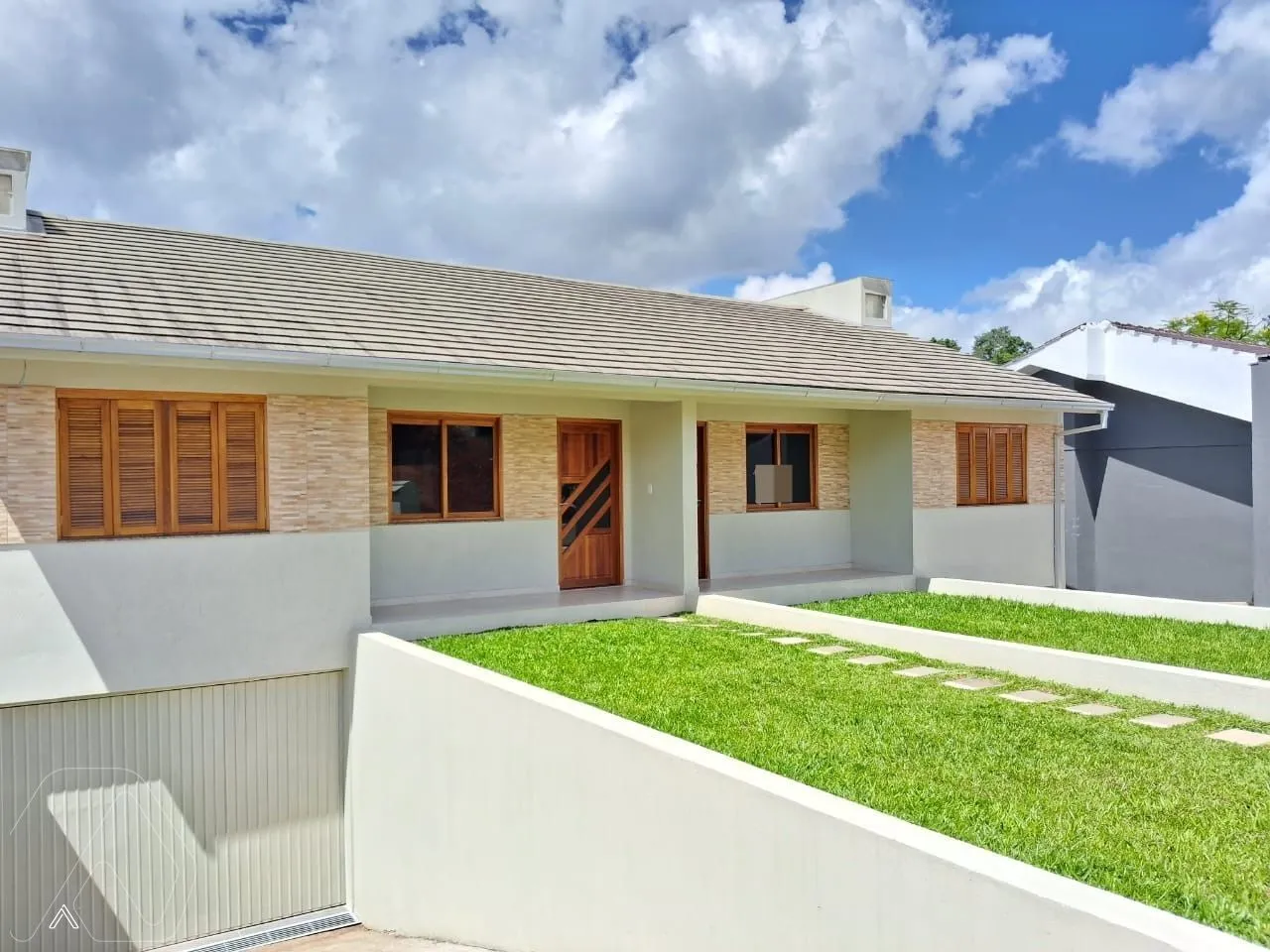 Casa geminada com 2 dormitórios, foto 1