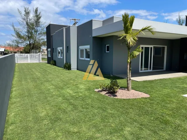 Casa com 3 dormitórios