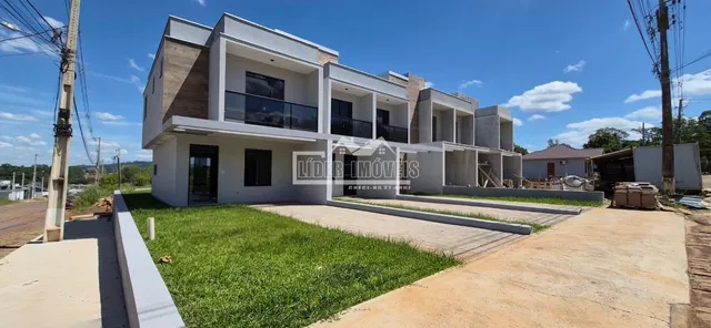 Sobrado com 2 dormitórios