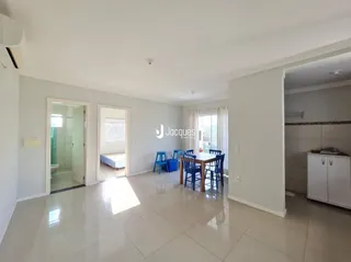 Apartamento com 1 dormitório, foto 2