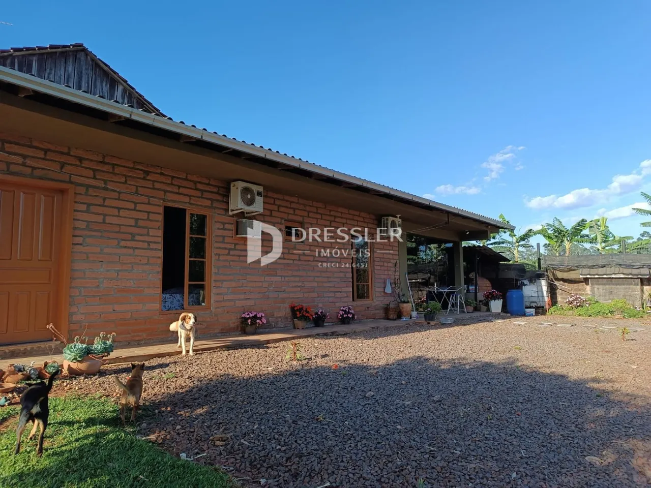 Casa com 3 dormitórios, foto 1