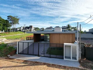 Casa com 4 dormitórios, foto 1