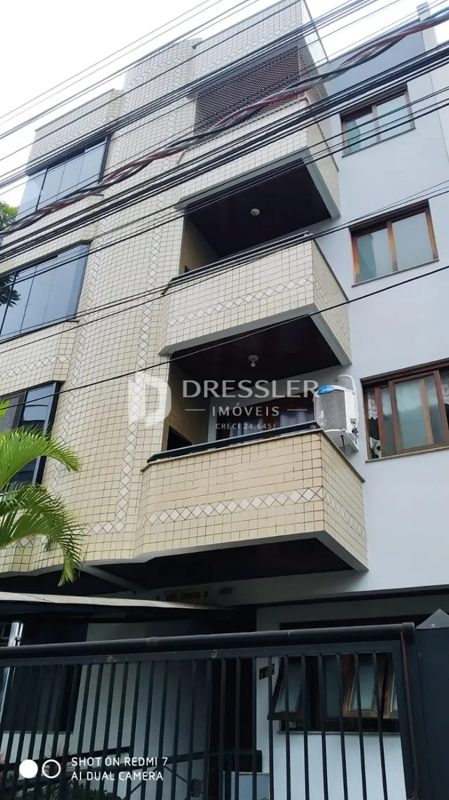 A fachada de um imóvel residencial em Lajeado, Brasil.