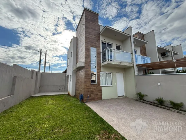 Sobrado com 2 dormitórios