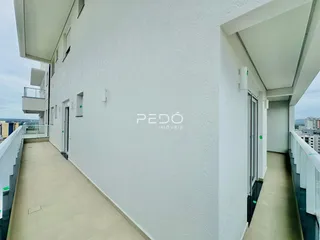 Fachada moderna de um edifício residencial em Lajeado, Brasil.