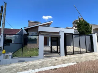 Casa com 3 dormitórios, foto 1