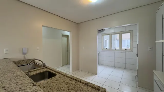 Apartamento com 3 dormitórios, foto 2