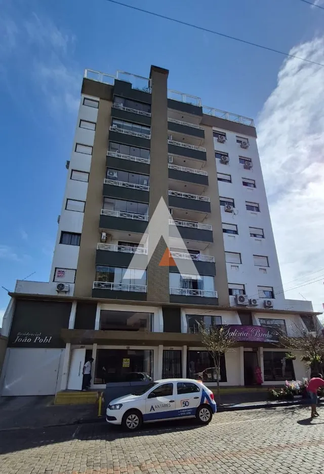 Fachada de um prédio residencial em Lajeado, Brasil.