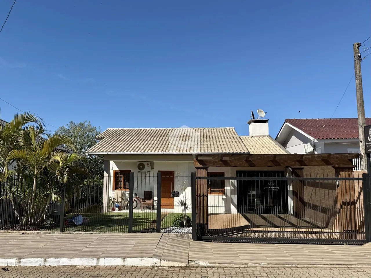 Casa com 3 dormitórios, foto 1