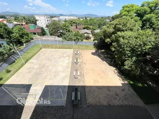 Vista aérea de um terreno com gramado e cerca em Lajeado, Brasil.