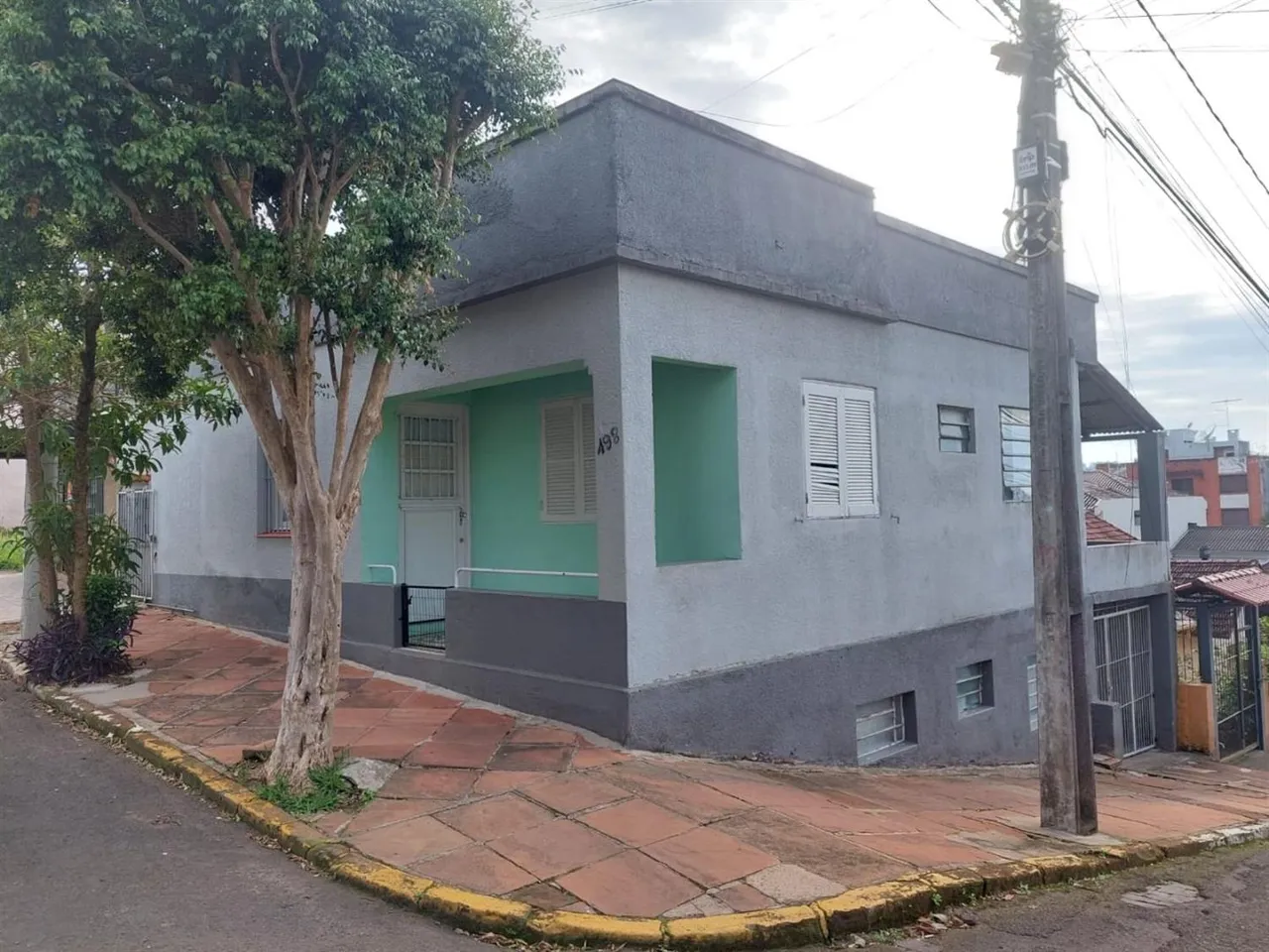 Casa com 4 dormitórios, foto 1