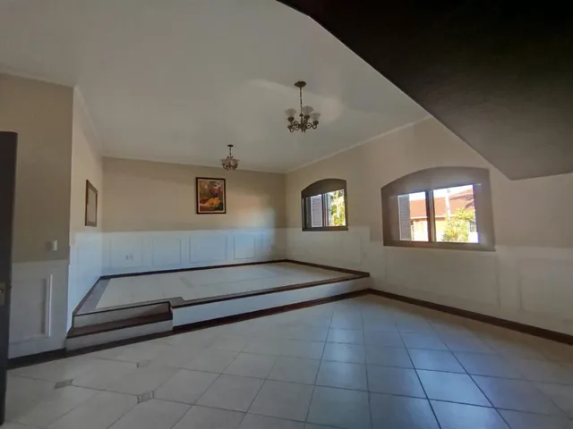 Casa com 4 dormitórios, foto 4