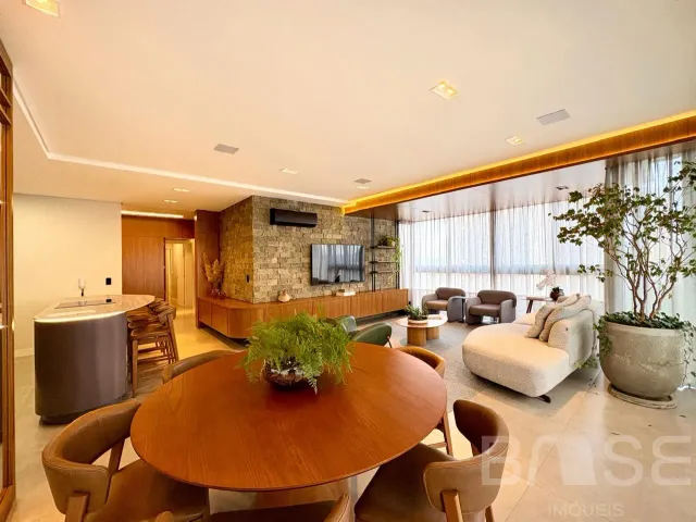 Apartamento com 3 dormitórios
