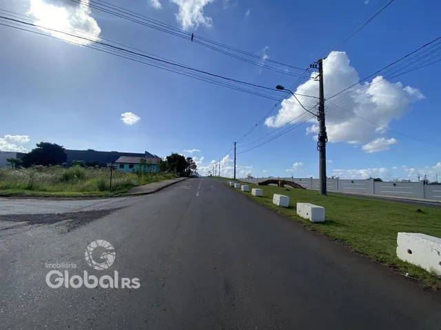 Vista da rua em Lajeado, Brasil com paisagem ao redor.