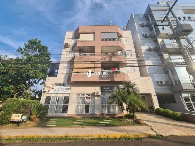 Fachada de um prédio residencial em Lajeado, Brasil.