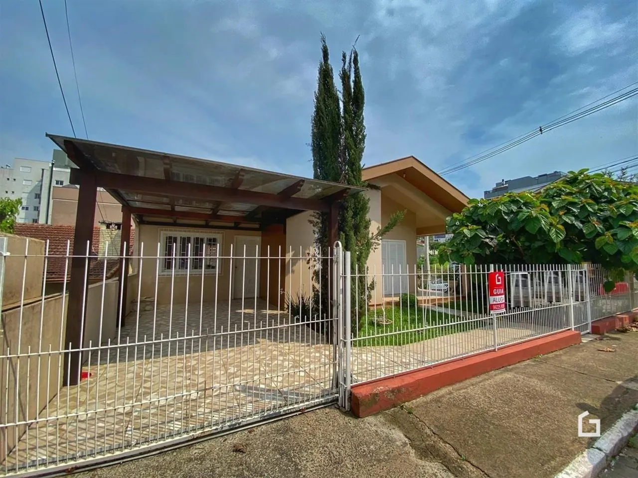 Casa com 3 dormitórios, foto 1