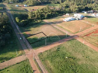 Vista aérea de um terreno aberto em Lajeado, Brasil.