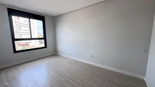 Apartamento com 3 dormitórios, foto 9