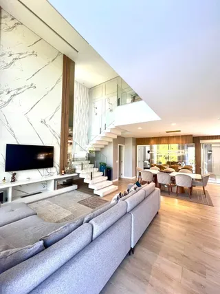 Casa com 6 dormitórios, foto 12