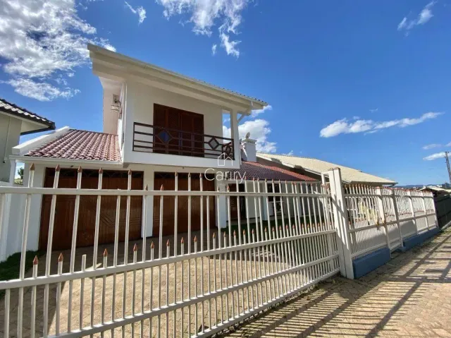 Casa com 3 dormitórios