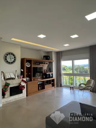 Casa com 4 dormitórios, foto 3