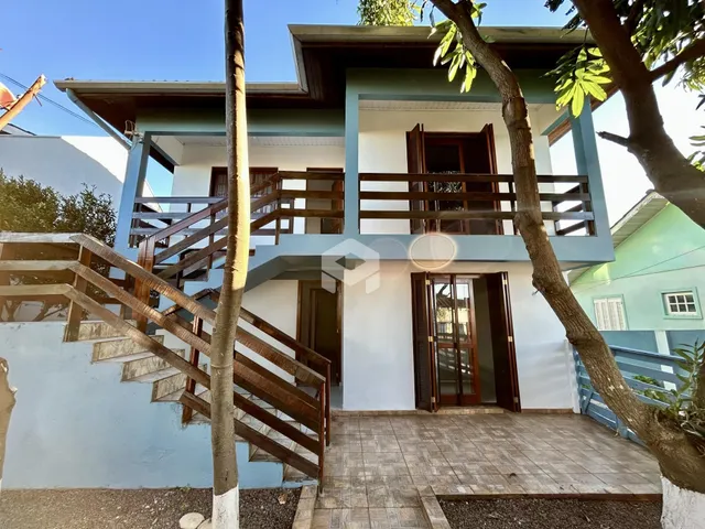 Casa com 4 dormitórios