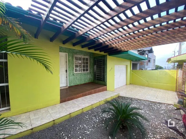 Casa com 3 dormitórios