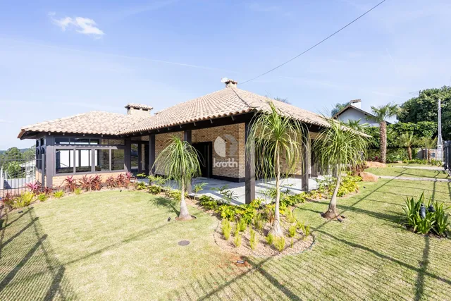 Casa com 4 dormitórios, foto 2