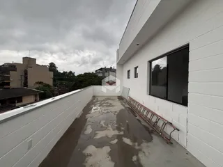 Vista da fachada de uma residência em Lajeado, Brasil.