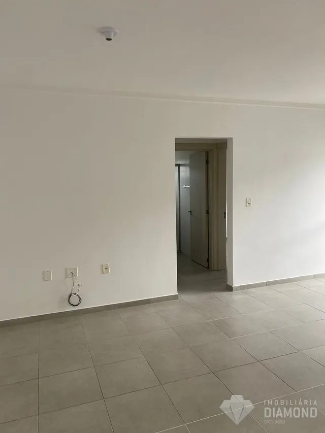 Apartamento com 2 dormitórios, foto 2