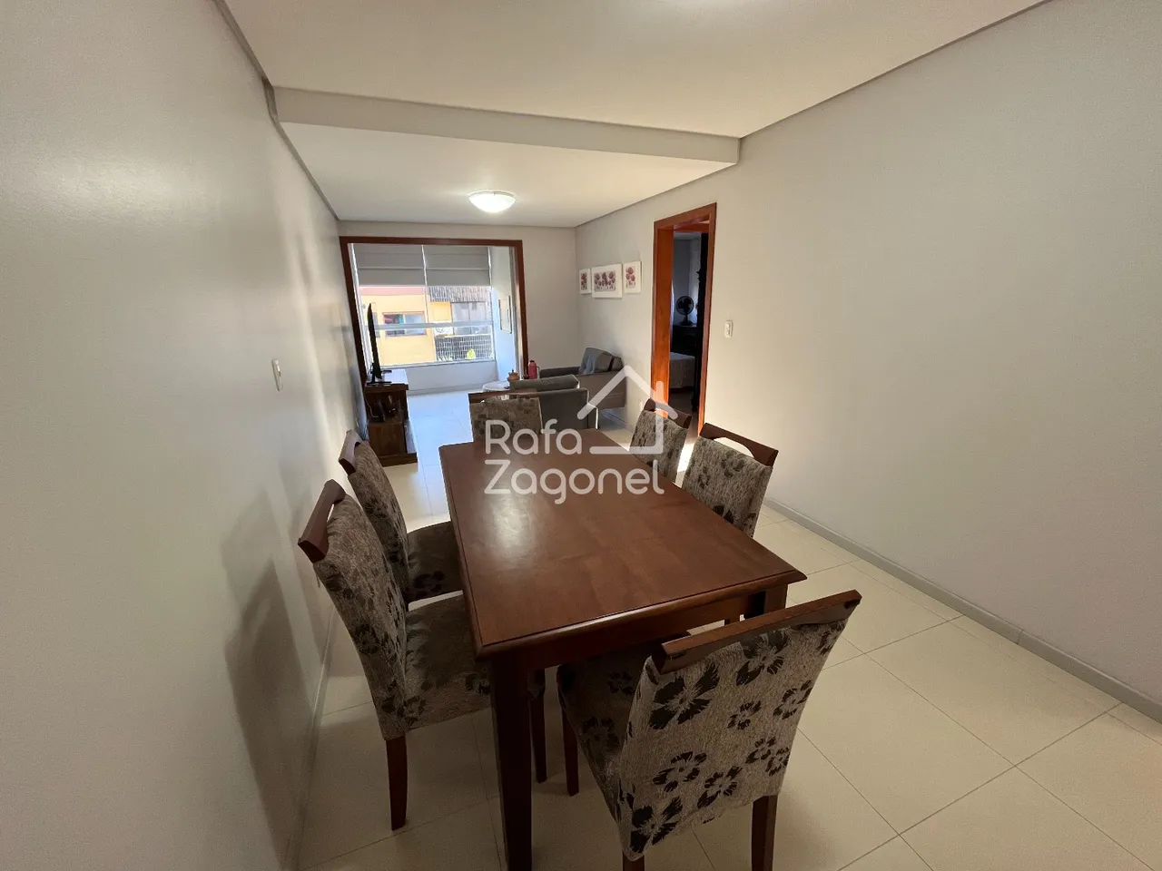 Apartamento com 2 dormitórios, foto 1